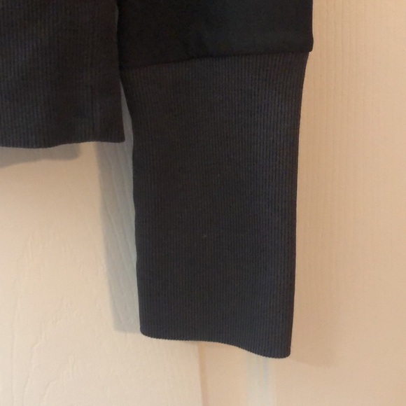 NIKE Zip Jacket - Picture 5 of 6